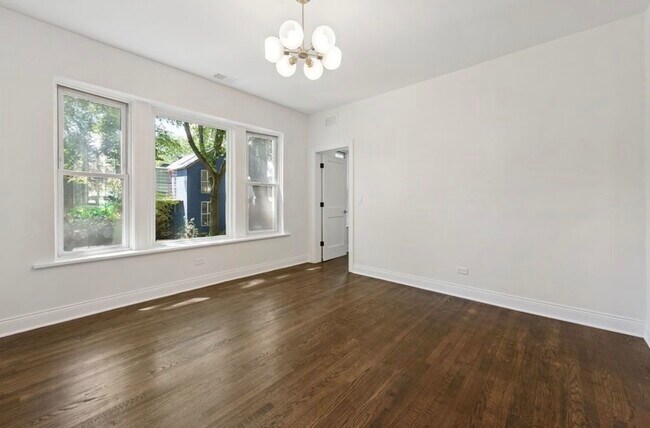 Foto del edificio - 1340 W Hollywood Ave