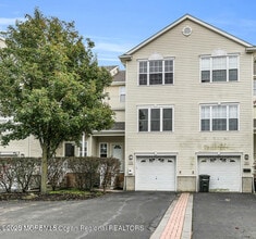Building Photo - 578 Beachway Ave