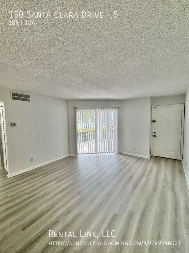 Foto del edificio - 150 Santa Clara Dr