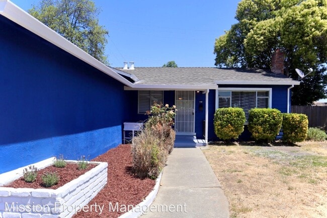 Foto del edificio - 4 br, 2 bath House - 39750 Blacow Rd