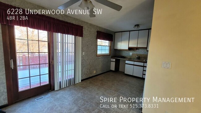 Building Photo - 4 bedroom 2 bath home in great SW location!