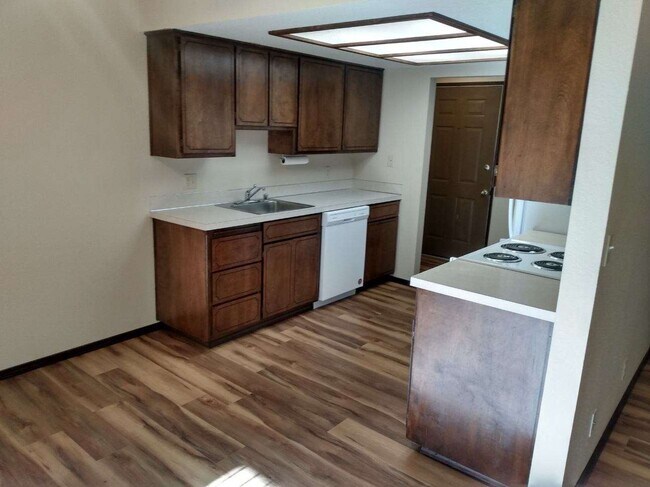 Foto del edificio - 2312 Hood Ave