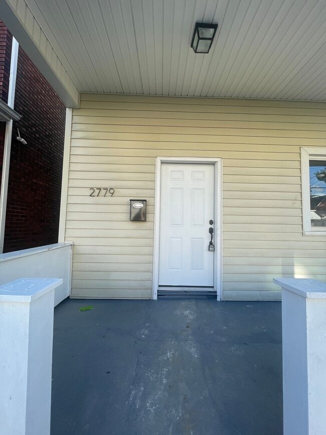 Building Photo - Renovated 3 bedroom in Sheraden - Move-in ...