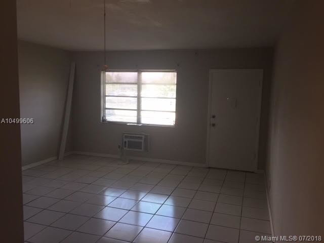 Foto del edificio - 50 NW 204th St