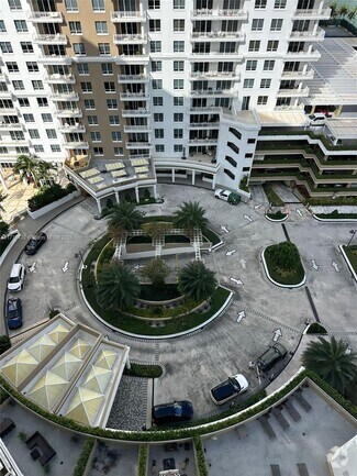 Building Photo - 701 Brickell Key Blvd