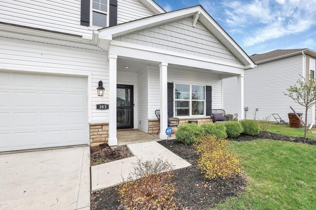 Building Photo - 383 Kells Ct E