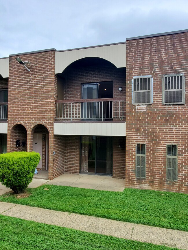 2727 Rhawn St Unit 49A, Philadelphia, PA 19152 Condo for Rent in