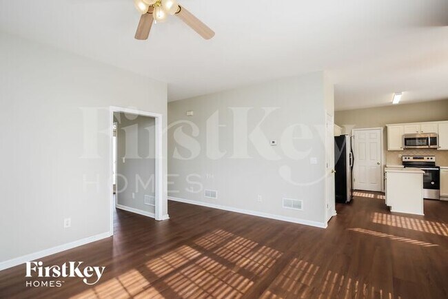 Foto del edificio - 925 Cline Petty Way