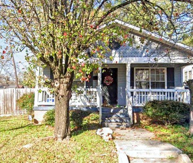 Primary Photo - 302 Alexander St