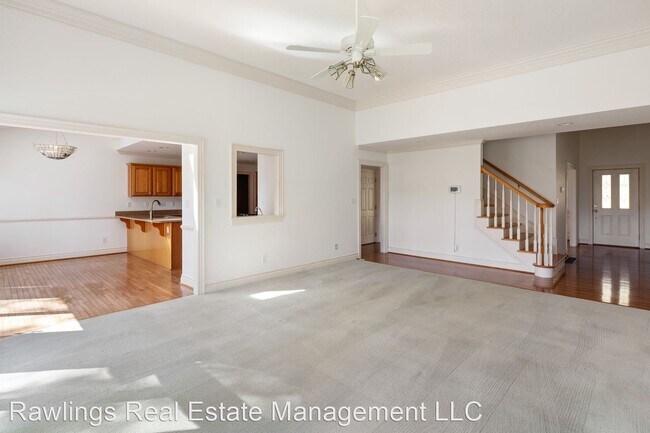 Building Photo - 4 br, 3.5 bath House - 92 Hillcrest Drive