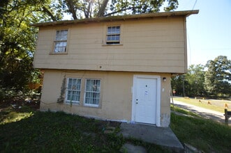 Building Photo - 602 Jewell St