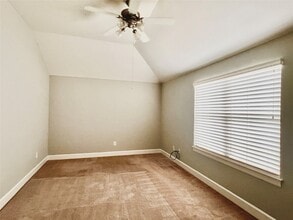 Building Photo - 3731 Main Poplar Dr