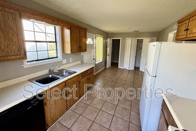 Foto del edificio - 2516 Glenn Pl