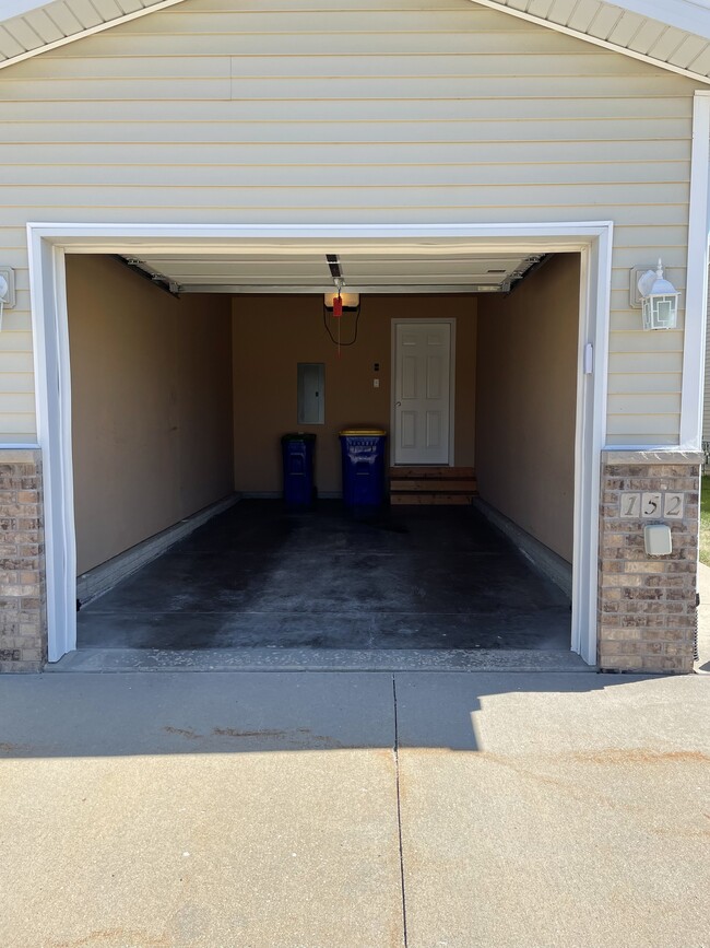 Building Photo - 152 Alydar Dr