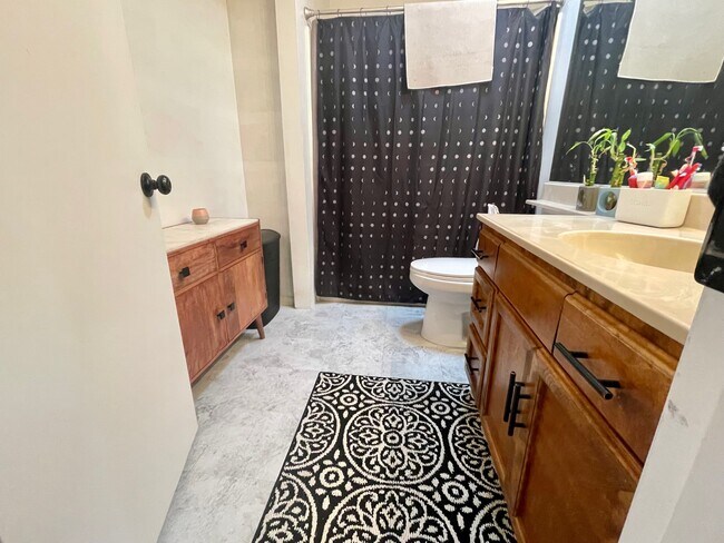 Foto del edificio - 258 Mountain View Dr