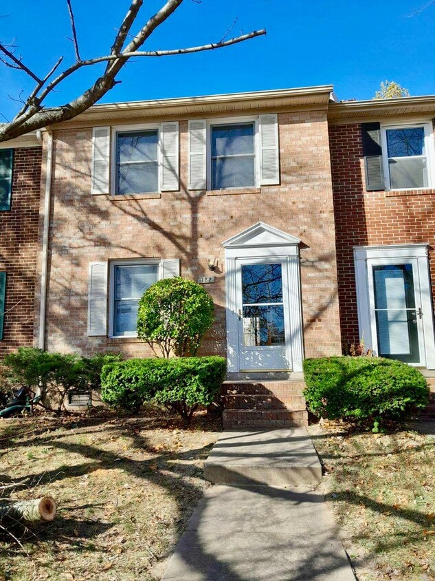 Foto principal - Beautiful Townhouse Available in Frederick...