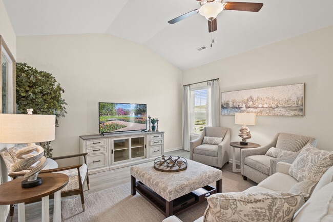 Foto del edificio - Dupont Meadows