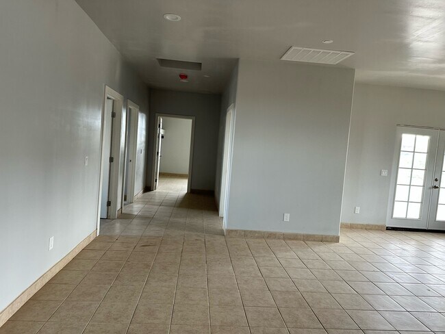 Foto del edificio - 8228 Tumbleweed Rd