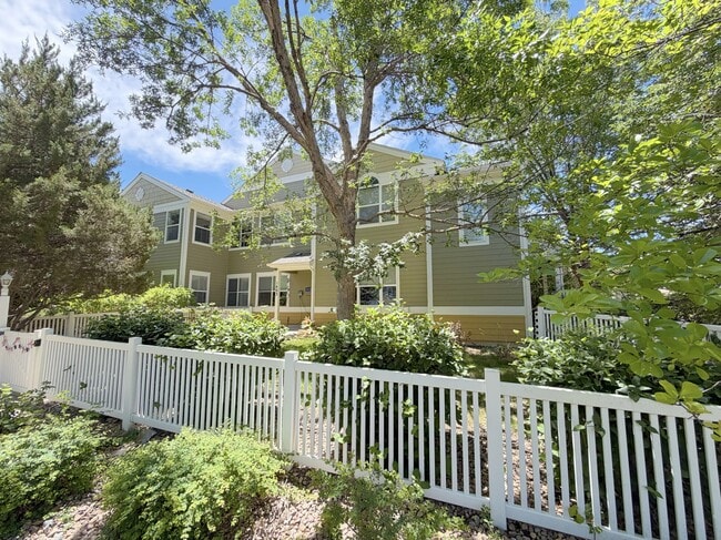 Photo - 635 Gooseberry Dr (Longmont, CO) Townhome
