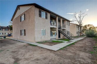 Building Photo - 5270 Carriellen Ln