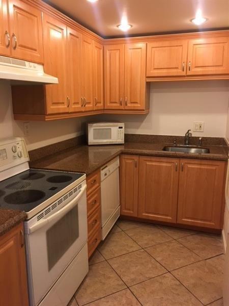 Foto principal - 411 SE 8th St