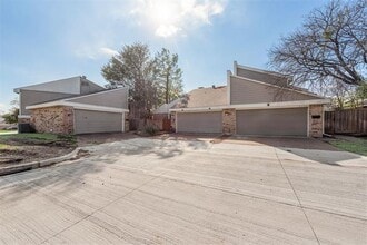 Building Photo - 2705 Keller Springs Ct