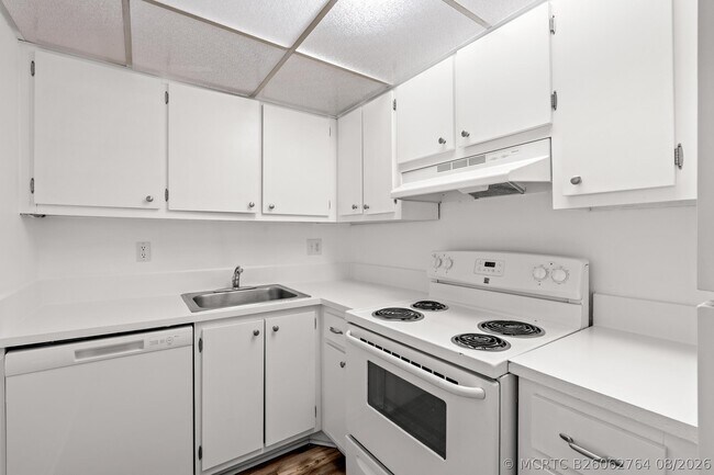 Foto del edificio - 630 NW 13th St