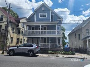 Building Photo - 120 Easton Ave