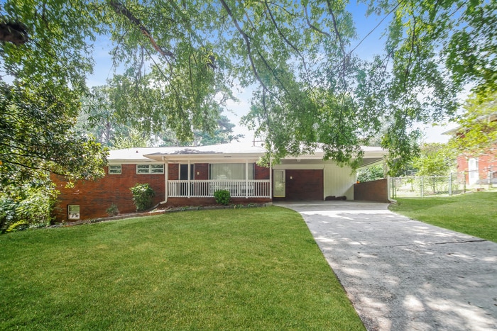 Foto principal - 1407 Palmer Pl SW