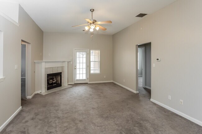 Foto del edificio - 8363 Cross Point Dr