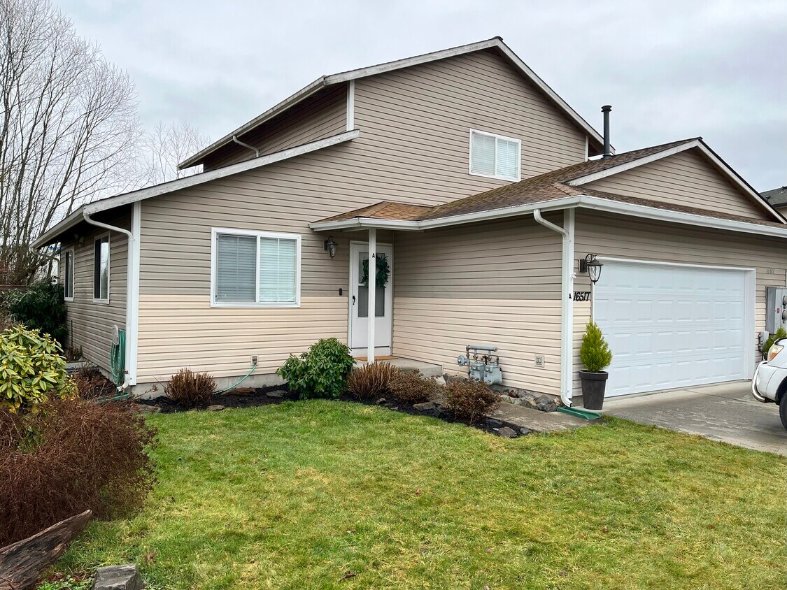 Primary Photo - 16517 42nd Ave NE