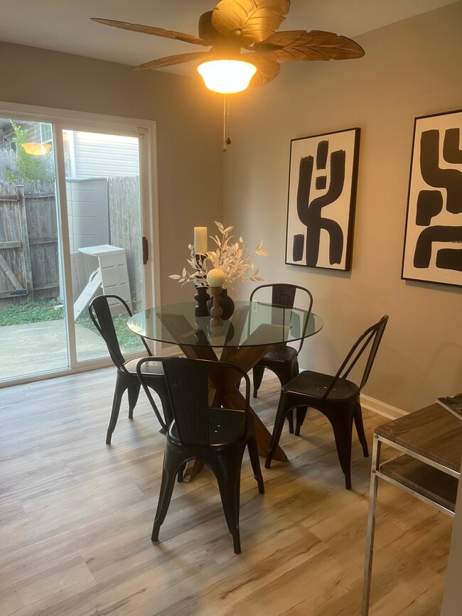 Building Photo - 138 Georgetown Sq