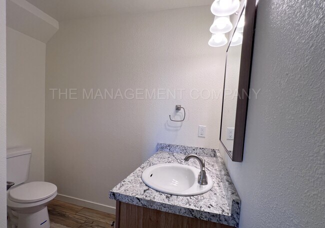 Foto del edificio - 3536 N 2300 E