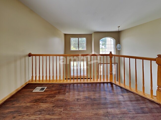 Foto del edificio - 5551 Wesmere Lakes Ct