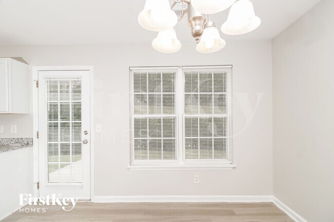 Foto del edificio - 1403 Rosebay Ct