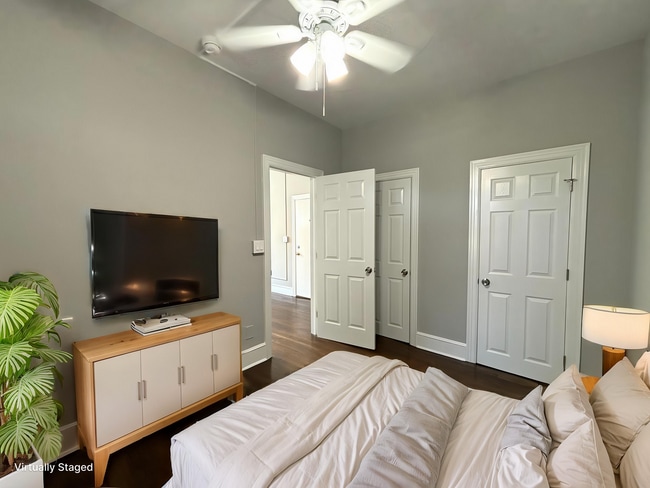 Interior Photo - Apartments near water in New London