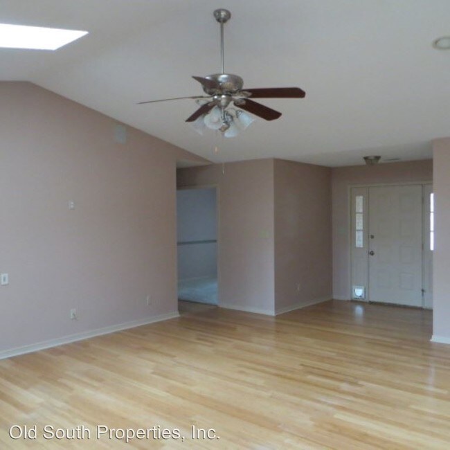 Building Photo - 4 br, 3 bath House - 2297 Greenbrier Rd