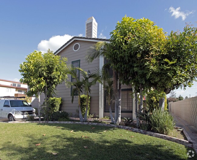 Foto del edificio - 13762 Pine St