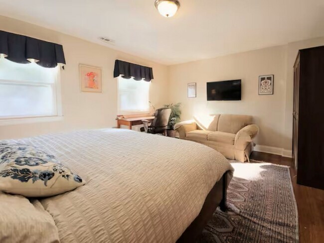 Foto del edificio - 9605 Singleton Dr