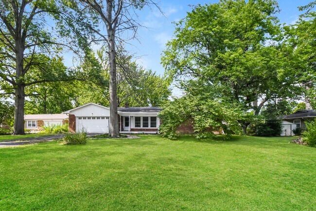 Foto del edificio - 3436 Julie Ln