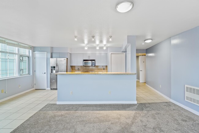 Photo - 1100 106th Ave NE Townhome