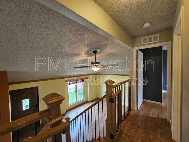 Building Photo - 7411 S Carr Ct
