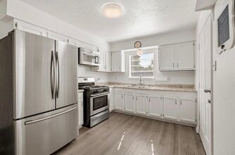 Building Photo - 402 Paschall St