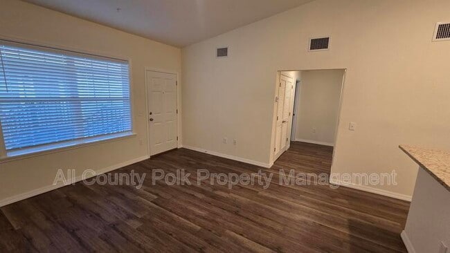 Foto del edificio - 915 Ariana St