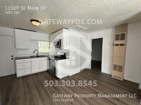 Photo - 11509 SE Main St Townhome