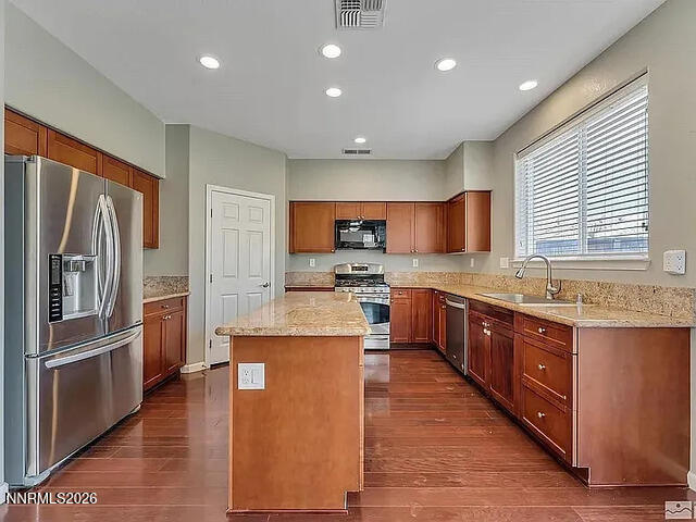 Foto del edificio - 3720 Thistledown Ct