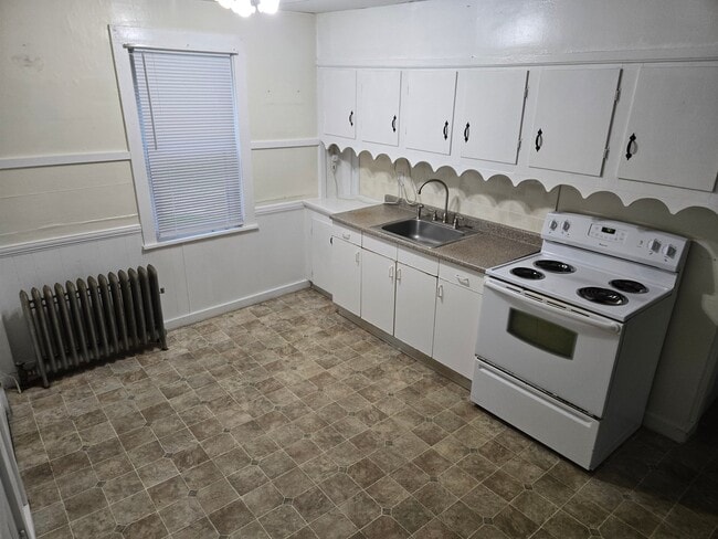 Photo - 147 Union St Apartment