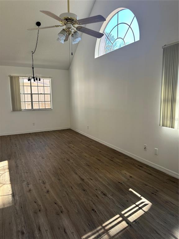 Foto del edificio - 624 Cambridge Way