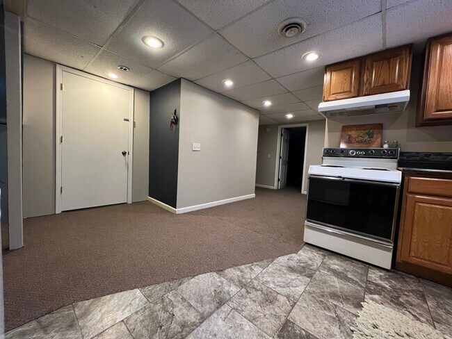 Foto del edificio - 813 1st Ave NE