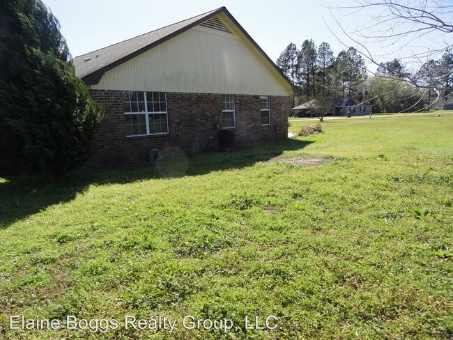 Building Photo - 3 br, 2 bath House - 51 Wilkinson Drive (86)